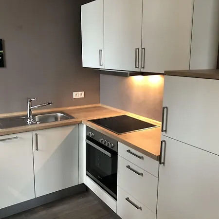 فندق Bahnhofstrasse 25 كلوبنبورغ