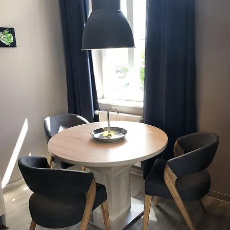 Bahnhofstrasse 25 كلوبنبورغ