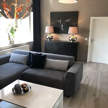 Bahnhofstrasse 25 Hotel